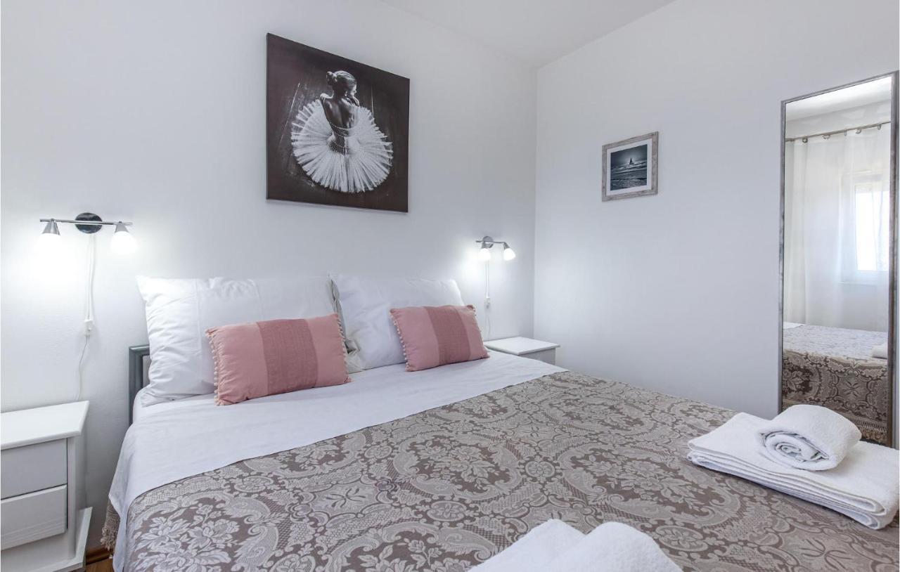 Amazing Apartment In Kostrena With 1 Bedrooms And Wifi Экстерьер фото