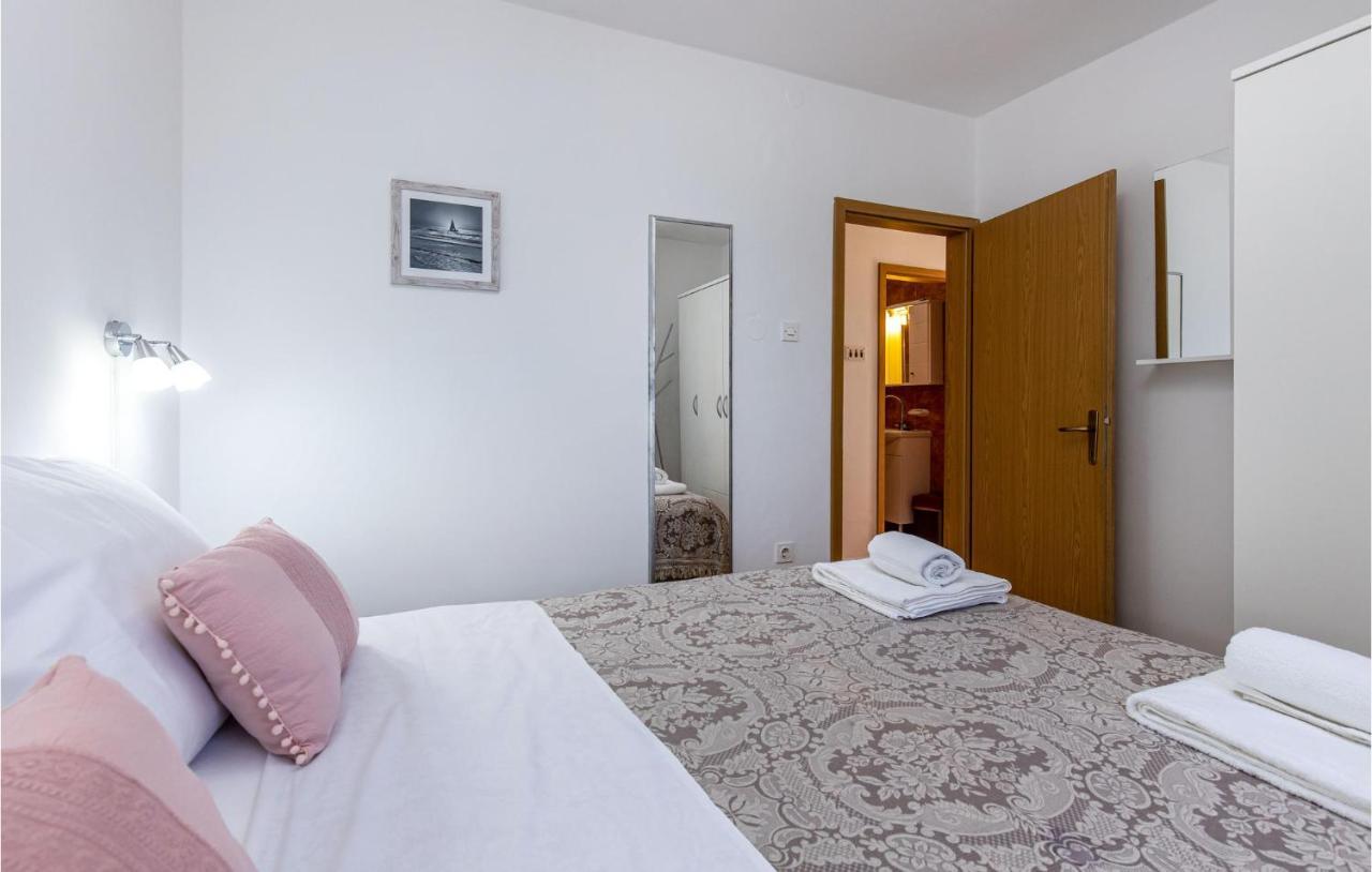 Amazing Apartment In Kostrena With 1 Bedrooms And Wifi Экстерьер фото