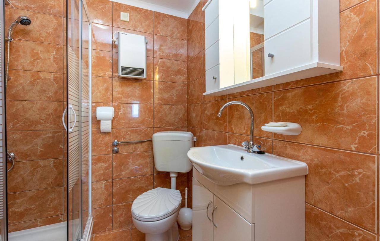Amazing Apartment In Kostrena With 1 Bedrooms And Wifi Экстерьер фото